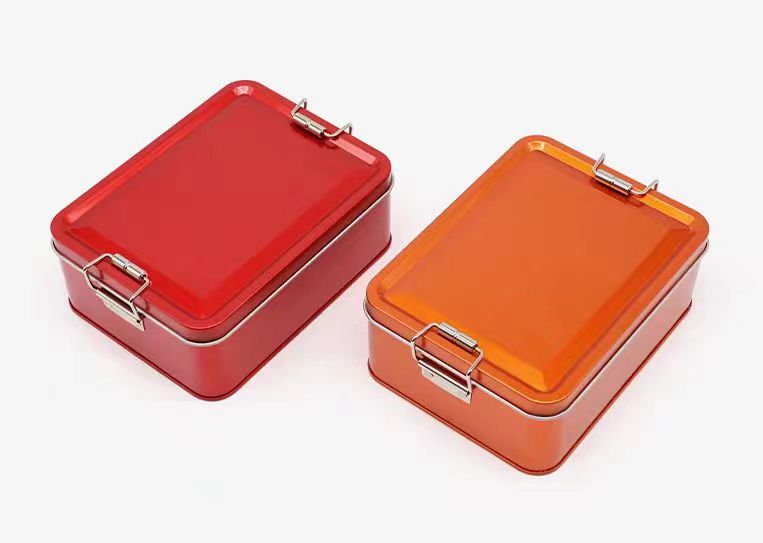 decorative tins.jpg