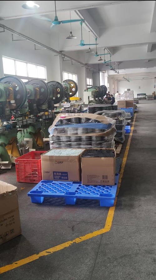 metal <a href=https://www.tinboxs.com/tin-can-supplier-n.html target='_blank'>tin supplier</a>.jpg