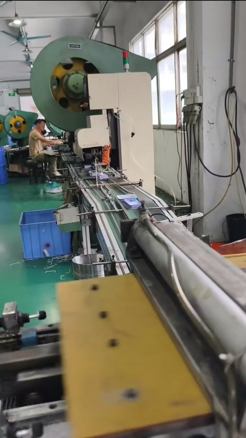 tin supplier.jpg